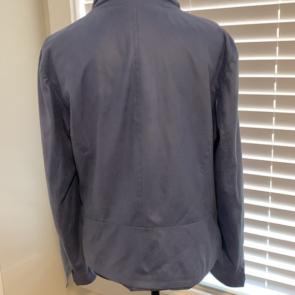 Chico’s lined polyester snake print violet jacket - Picture 3 of 4